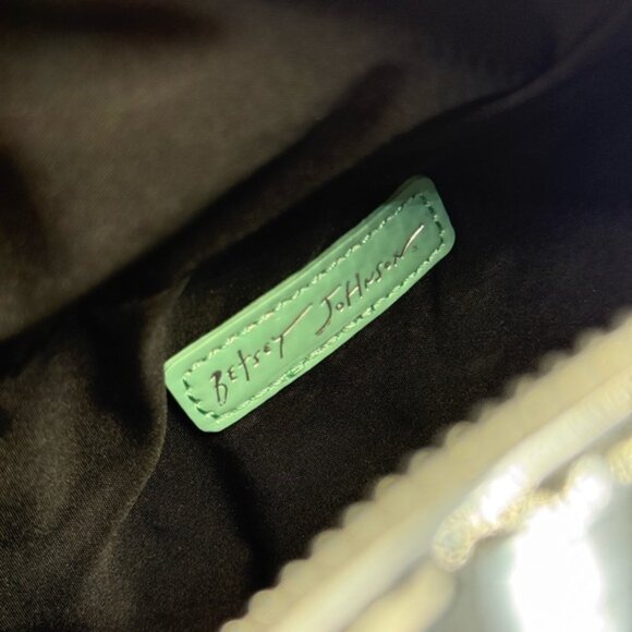 🆕 BETSEY JOHNSON 🧿 NWOT Get Toasted Green Crossbody Bag * NO POPTART WALLET* - Picture 12 of 14